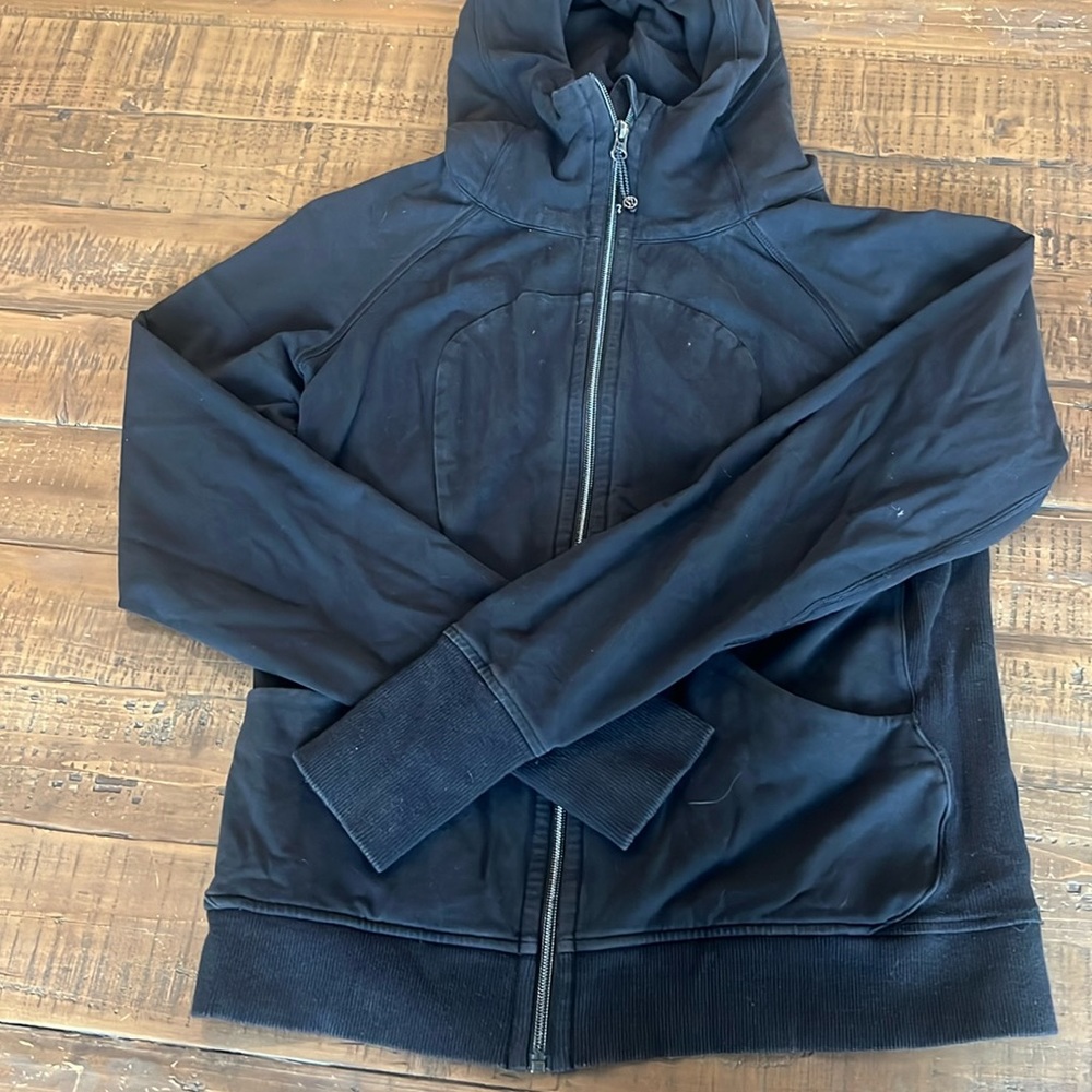 Lululemon zip up scuba. Size 10.